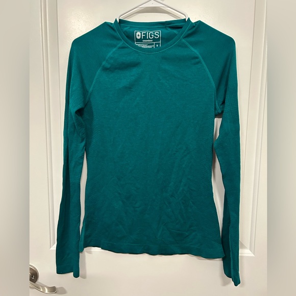 Figs Teal Long Sleeve Women's Performance Salta Underscrub Color Is Emarald - Picture 5 of 5
